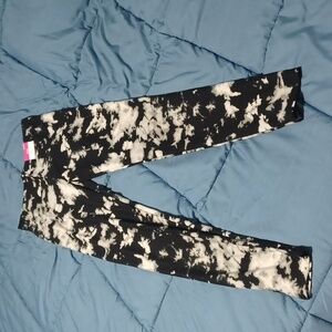 Black and white leggings